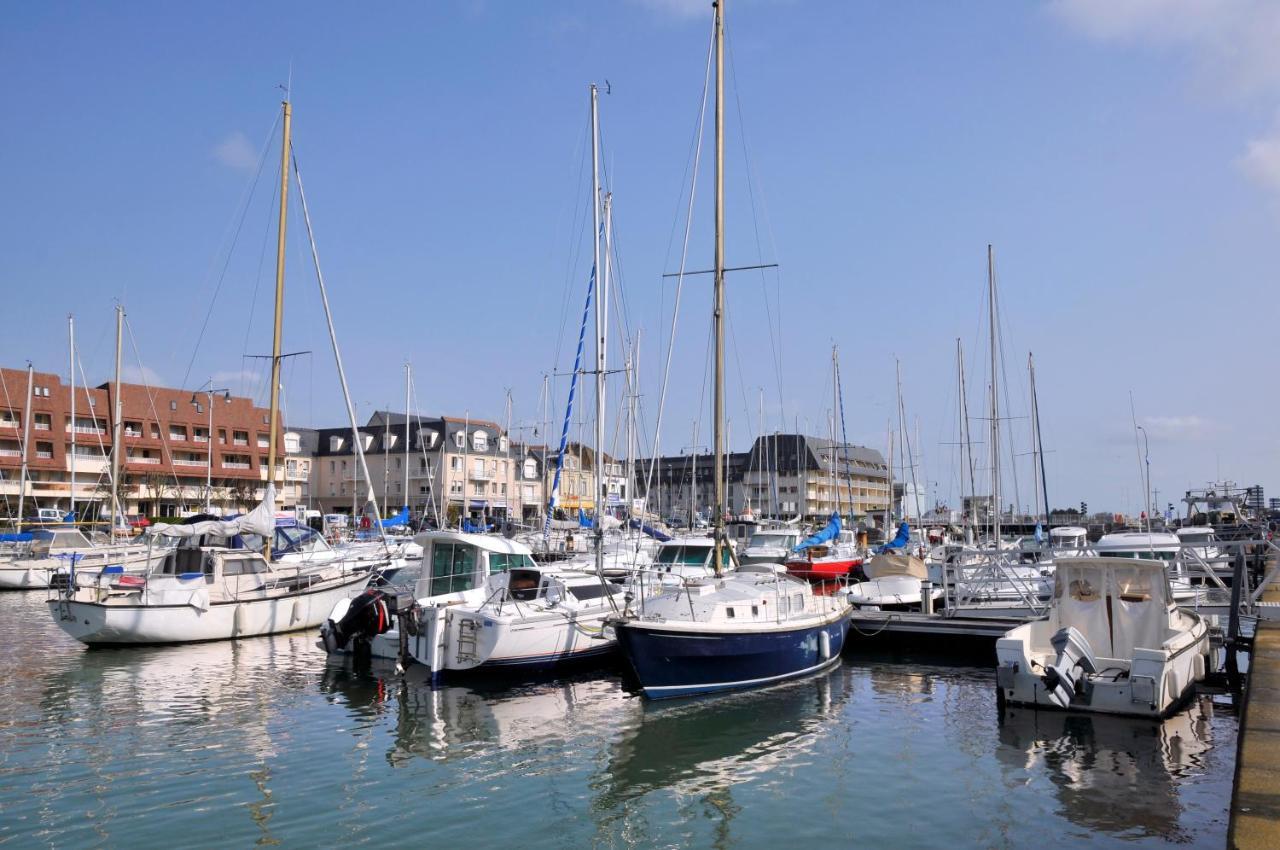 Appartement Vue Mer Et Marina, Loggia - Parking Courseulles-sur-Mer Εξωτερικό φωτογραφία