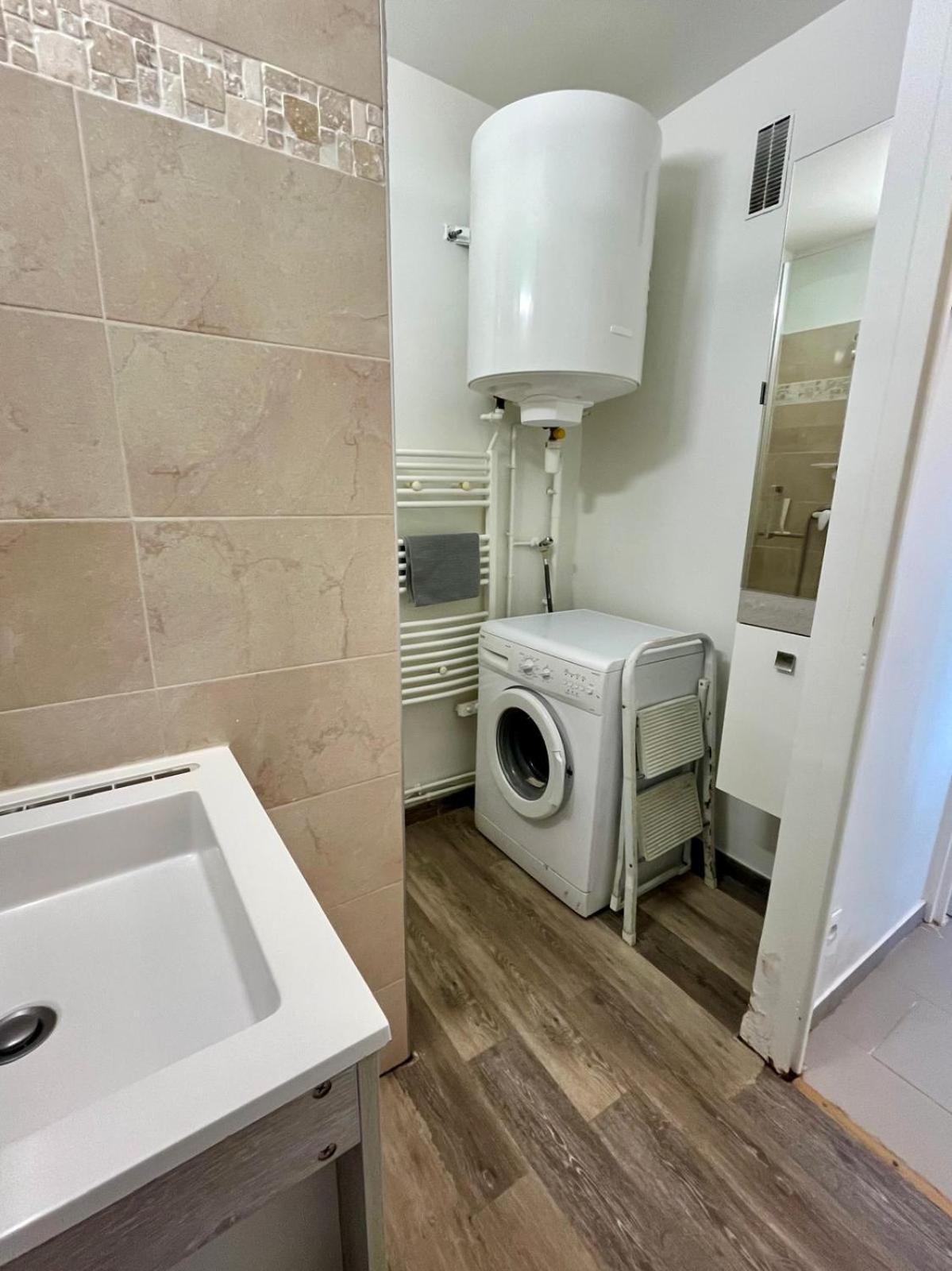 Appartement Vue Mer Et Marina, Loggia - Parking Courseulles-sur-Mer Εξωτερικό φωτογραφία